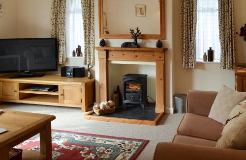 Sudbury House | The Mount