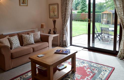 Sudbury House | The Mount