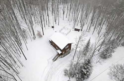 North River House | The Mountain House