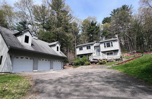 Warren House | The Mountain Laurel Overlook - A Charming Home in Litchfield County, CT
