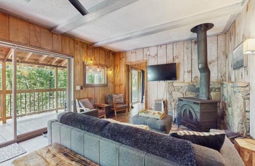Horse Shoe House | The Mountain Perch