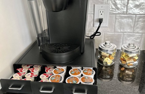 Collins Center House | The Mountain View Retreat