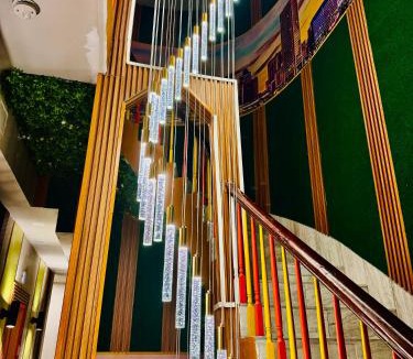 Mount Vernon Hotel | The Mt Vernon Inn