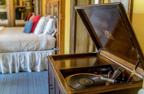 St. George Bed & Breakfast | The Mulberry Inn