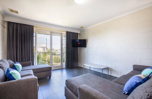 Mulgrave Hotel | The Mulgrave Motel