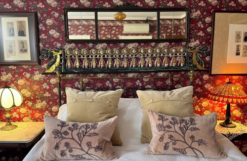 Auburn Bed & Breakfast | The Munroe Inn