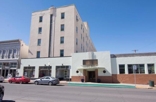 Tyrone Hotel | The Murray Hotel