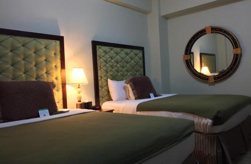 Tyrone Hotel | The Murray Hotel