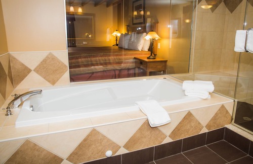 Downtown St. John's Hotel | The Murray Premises Hotel
