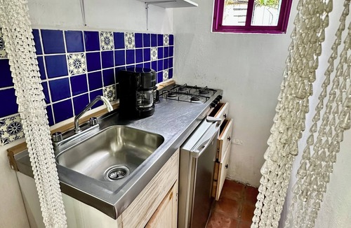 De Guadalupe Apartment | The Etelvina Suites