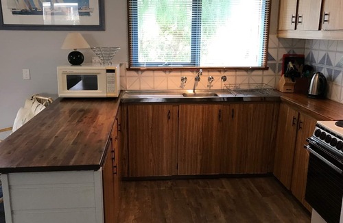 Sandy Point House | THE MYRTLES, SANDY POINT.