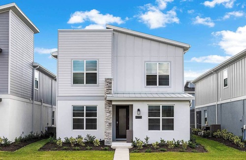 Florida Center House | The Mystical | Ocean-lover's home w PVT pool, submarine theme BR, near waterpark