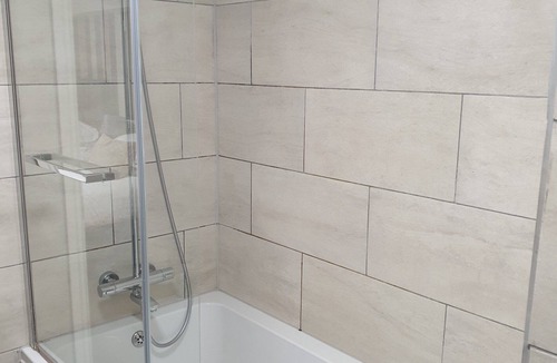 Chichester Hotel | The Nags Head