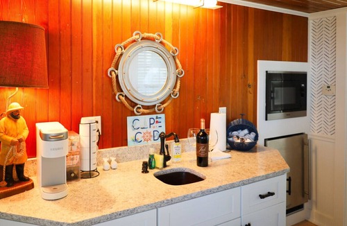 Northwest Harwich Condo | The Nantucket Room Unit - #2