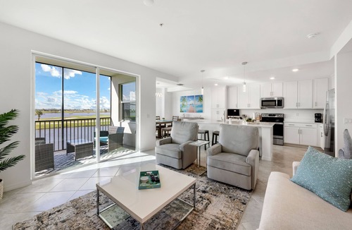 Immokalee Condo | The Naples golfers paradise awaits at The National Golf & Country Club resort