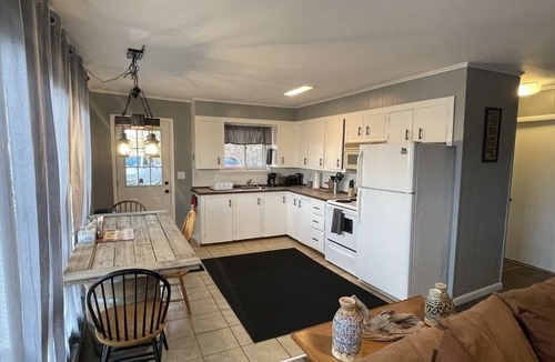 Naples Cottage | The Naples Trailhouse - Finger Lakes Nature Escape