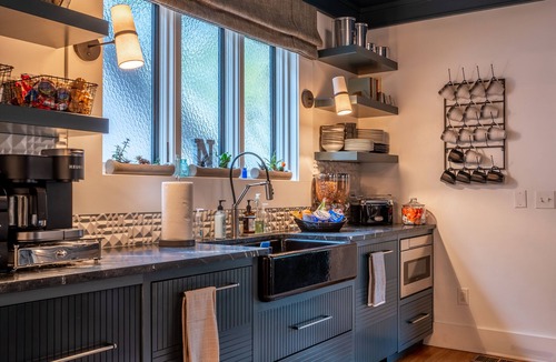 Edgehill House | The NashVilla - Hang Your Hat Here!