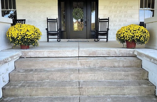 Hurricane Mills Bed & Breakfast | The Nashville - Bed & Breakfast