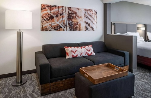 Donelson Hotel | The Nashville Hideaway! 2 Modern Units, Pet-friendly Property, Kitchenette!