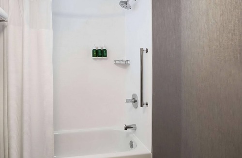 Donelson Hotel | The Nashville Hideaway! 2 Modern Units, Pet-friendly Property, Kitchenette!
