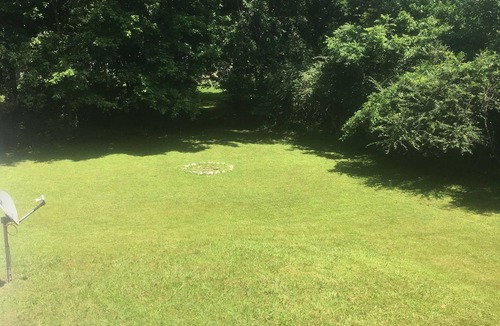Tulip Grove House | The NashvilleNest 3BR 2Ba Large Fenced Yard 15 Min to DT