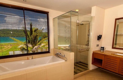 Salahutu Resort | The Natsepa Resort & Conference Center