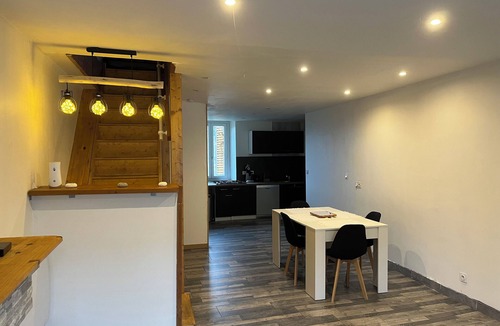 La Motte-d'Aveillans House | The nature house