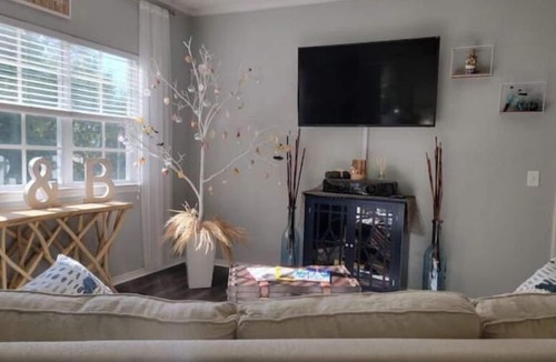 Thonotosassa Apartment | The Nature Preserve