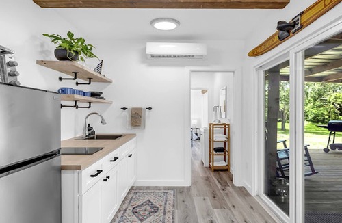 Buchanan Dam House | The Nauti Nash: Tiny Haus on Inks Lake