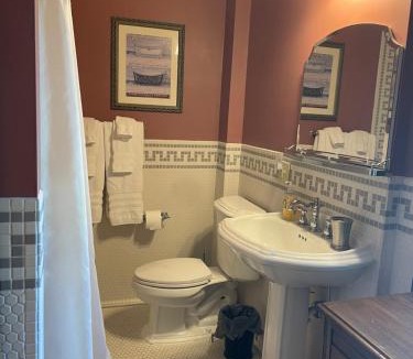 Nauvoo Bed & Breakfast | The Nauvoo Grand Bed & Breakfast