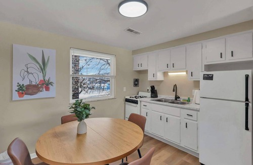 Merion Village Apartment | The Neff Nest - 1 BR Flat