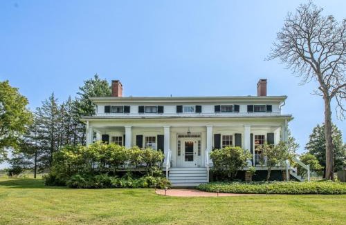 Long Valley Bed & Breakfast | The Neighbour House B&B