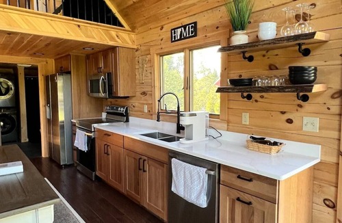 East Haven Cabin | The NEK Log Cabin