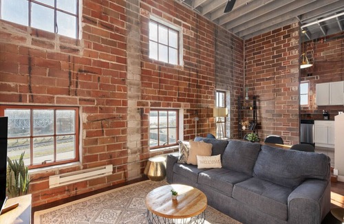 Downtown Apartment | The Nelson Lofts Penthouse (2BR)