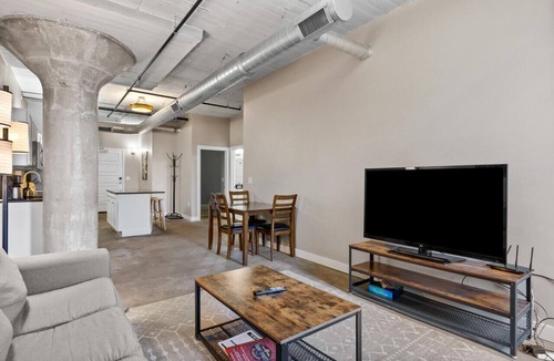 Downtown Apartment | The Nelson Lofts - Unit 4 (2 BR)