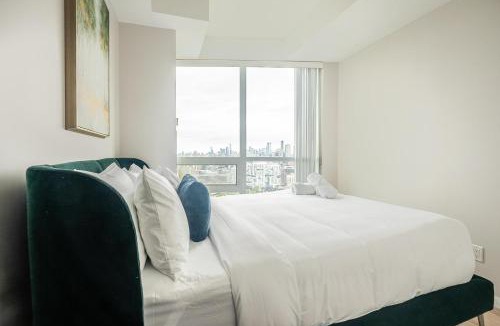 Fort York Apartment | The Neptune I Suites