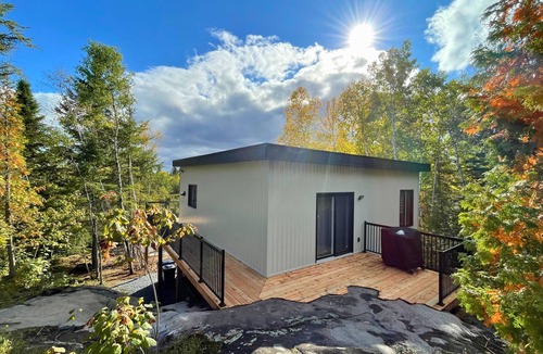 Saint-Henri-de-Taillon Ski Chalet | The Nest – Nature Retreat