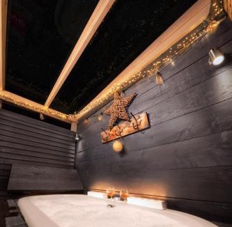 Nantwich House | The Nest Barnlette