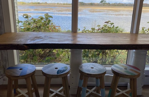 Consecon House | The Nest - Cozy Waterfront on Huycks Bay, PEC