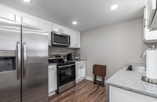 Waynesville House | The Nest - Cute, Clean & Comfy - 10min to Ft. Wood