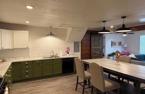 Van Alstyne Apartment | The Nest on West VA Pkwy