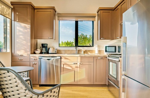 Kayenta Condo | The Nest - Second Floor Studio Suite w/Red Rock Views
