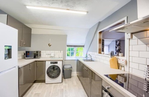 Chipping Sodbury Apartment | The Nest - Spacious Self Contained Apartment