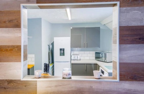 Chipping Sodbury Apartment | The Nest - Spacious Self Contained Apartment