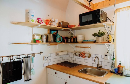 Cane Beds Cabin | The Nest: Tiny home