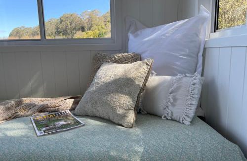 Mount Irvine House | The Nest Tiny Home Mt Irvine