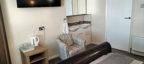 Hardstoft House | THE NEW Accommodation FREE complementary breakfast