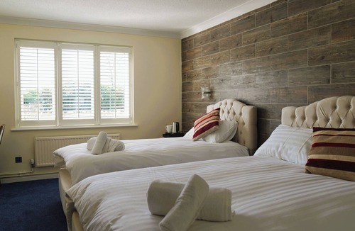 Rawreth Hotel | The New Chichester Hotel