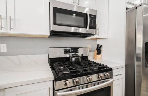 Green Valley North Apartment | The New Luxe Villa