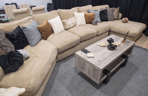 Ampere House | THE NEWARK HIDEAWAY